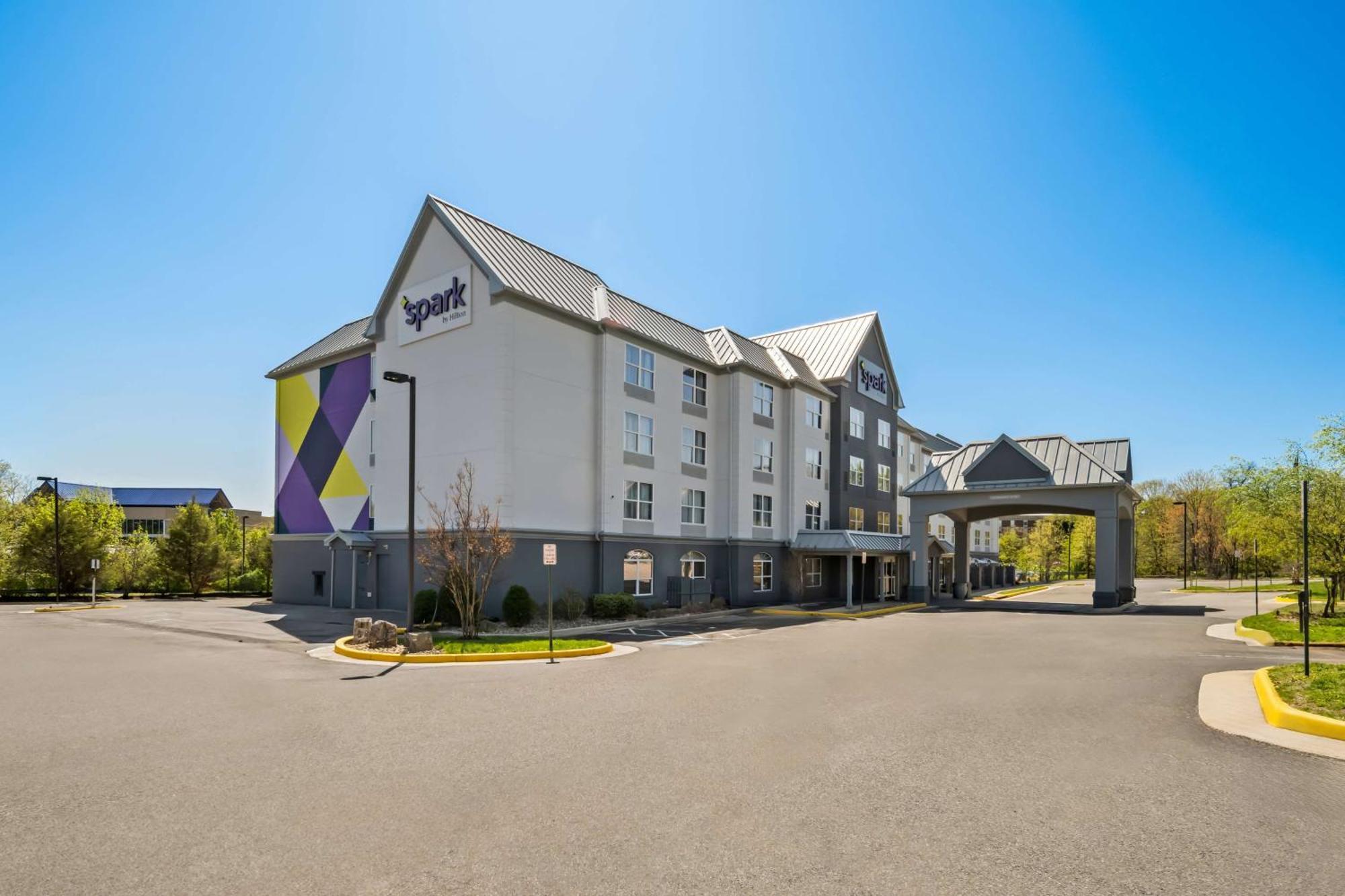 Spark By Hilton Woodbridge Exterior foto