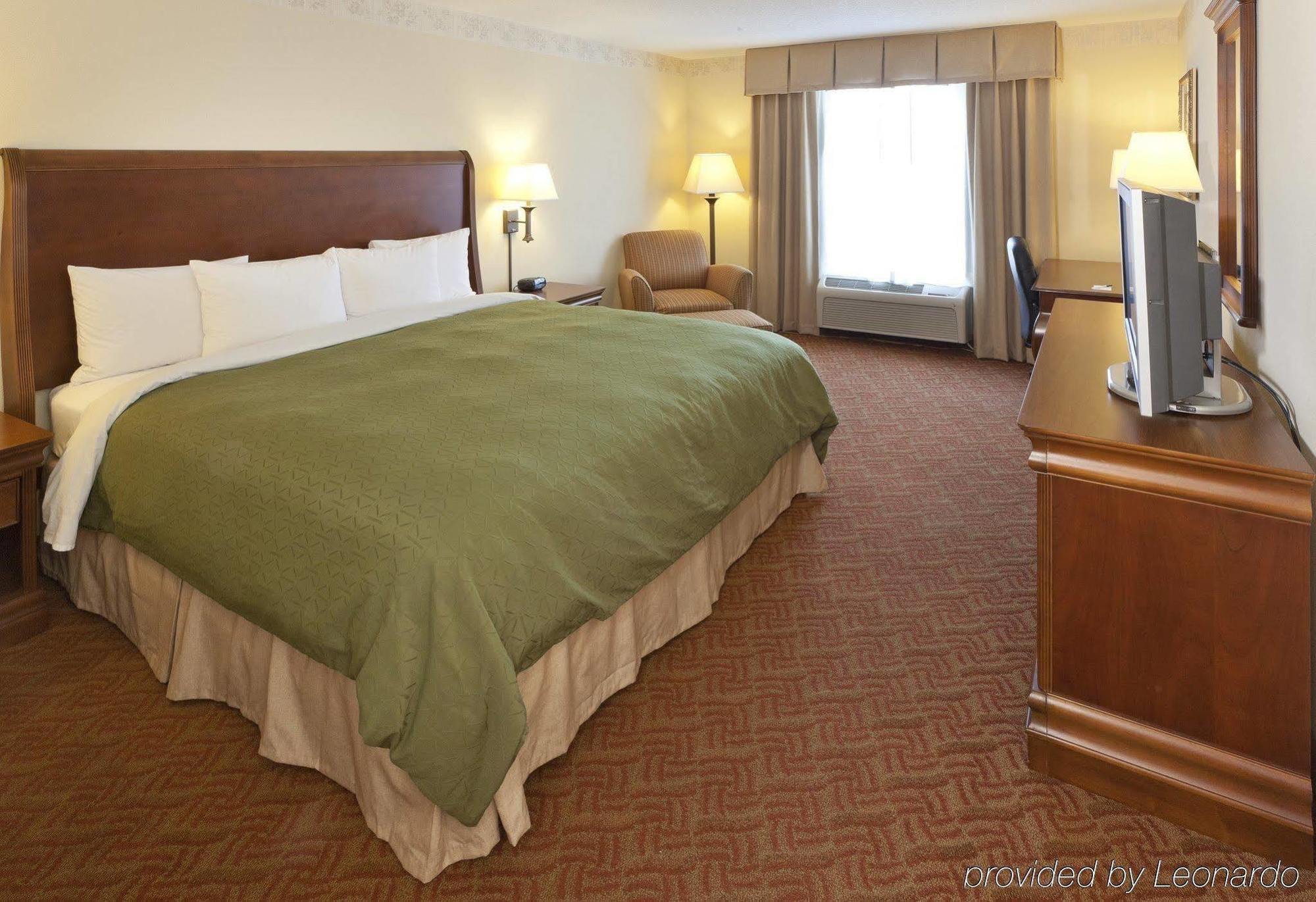 Spark By Hilton Woodbridge Quarto foto